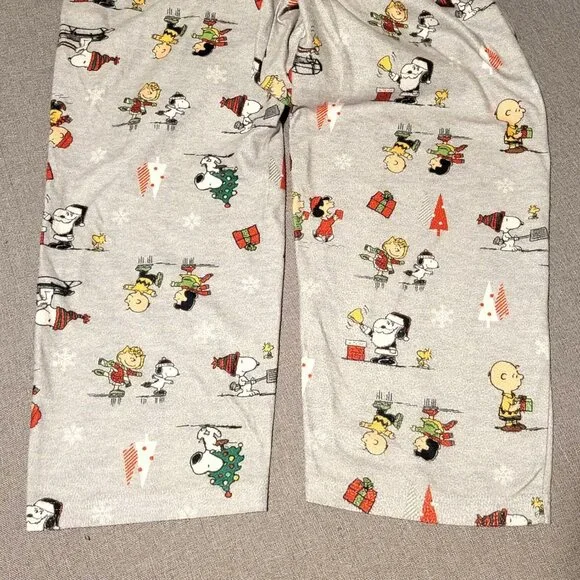 Peanuts Christmas Pajama Set Womens Large Gray Snoopy Charlie Brown Flannel PJs - Picture 11 of 16